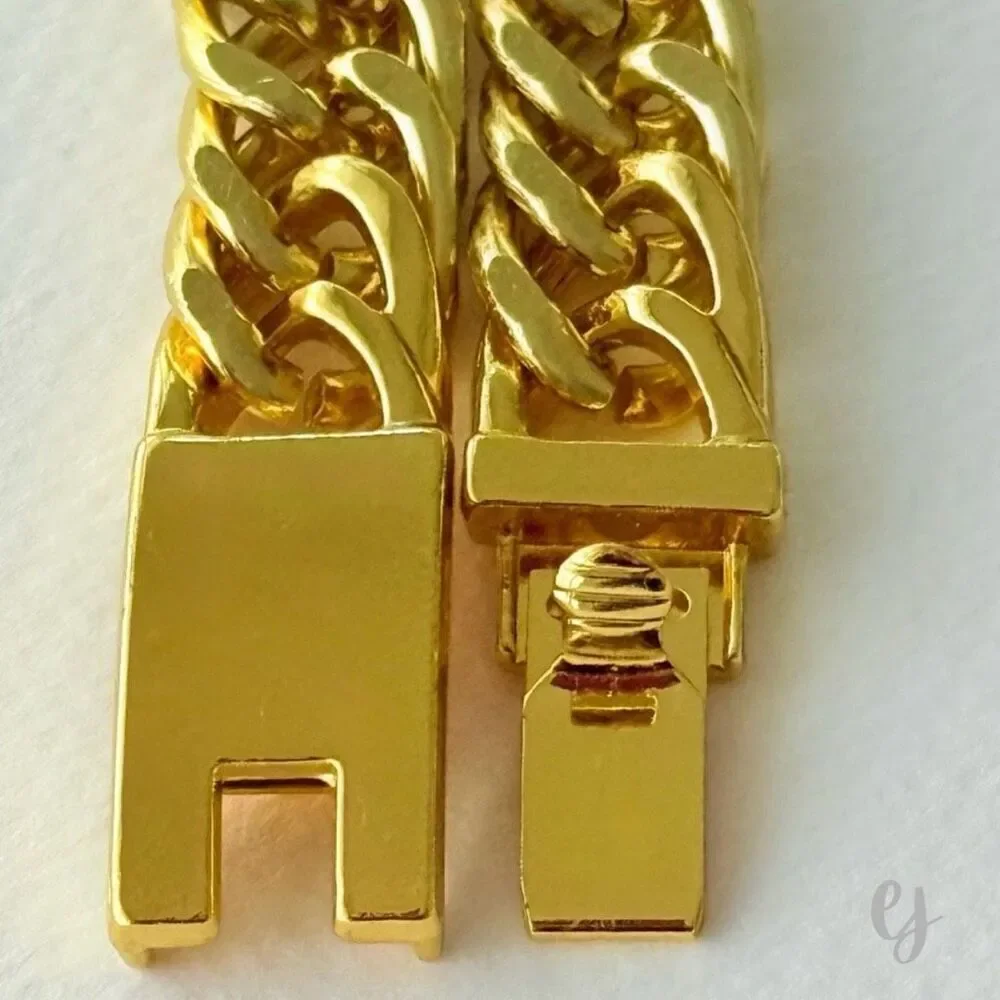 Cuban Chain Bracelet with Lock Clasp – Polished Gold Tone Finish